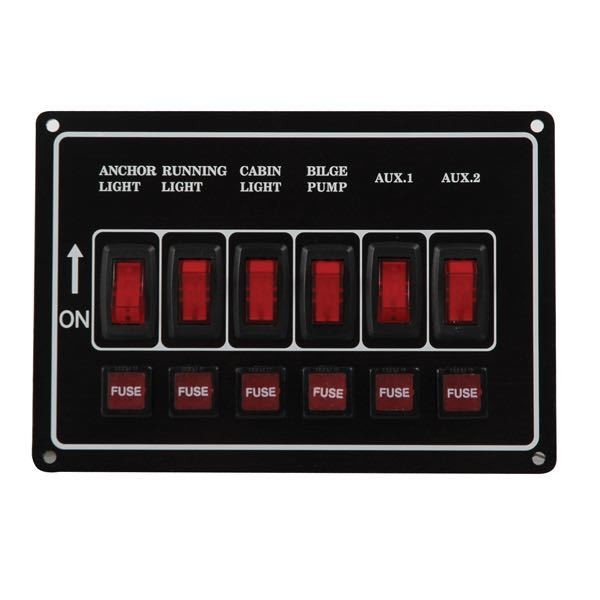 El-panel med 6 kontakter til 12V, vandret